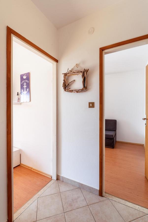 Apartments With A Parking Space Lopar, Rab - 14070 Ngoại thất bức ảnh